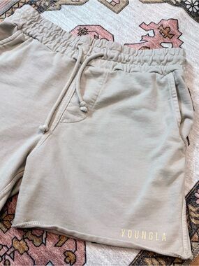 ✨ YoungLA ✨ Men’s Beige Perfect Sweat Shorts Terrycloth Size Large